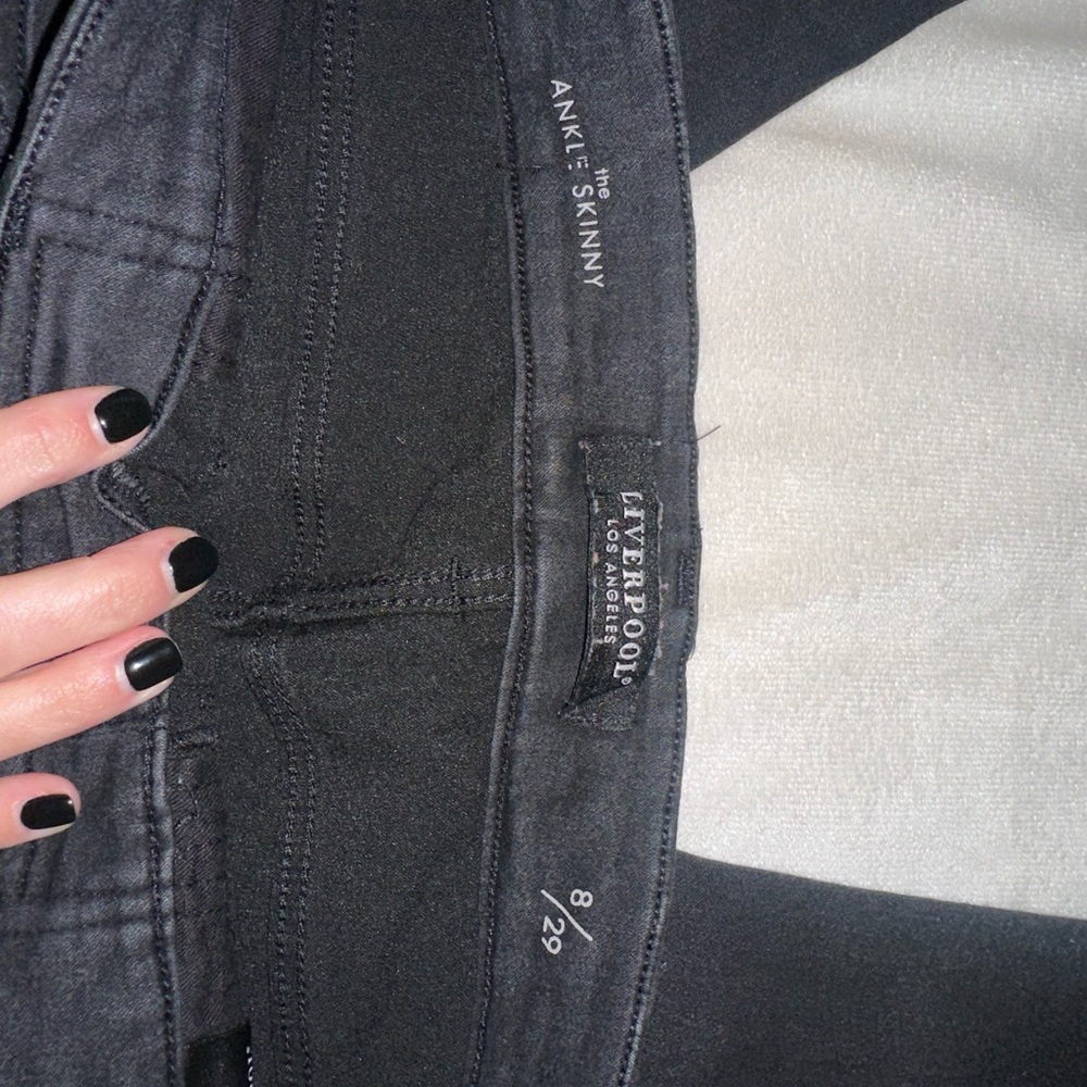Liverpool Women's Dark Gray Ankle Jeans